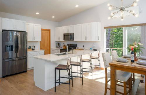 Forest luxury Gourmet kitchen Moran Park nearby - Foto 14