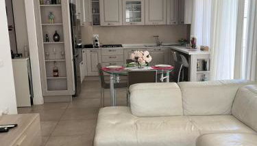 Ilary Home - Photo 4