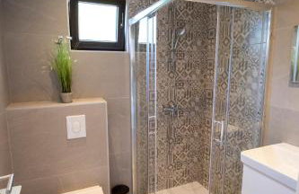 Emmi Apartments - Photo 18