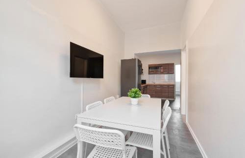 Tolstov Apartments - 3 and 4 Room Monteur Apartments - Photo 6