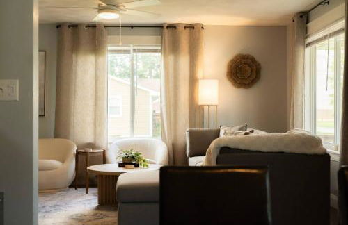 The Family Haven - 3BD 3BA Home in East Peoria - Foto 60