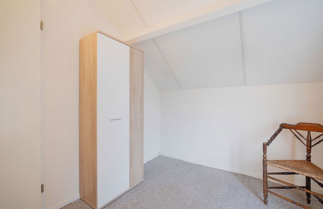 Lush Bungalow in Beek Gem Montferl& with Hot Tub - Photo 4