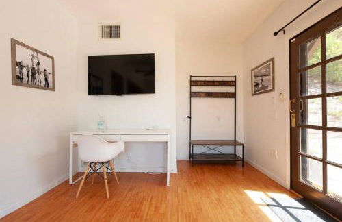 30 PCT OFF! Malibu Serene Cottage with King Bed, Beach, BBQ - Foto 9