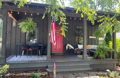 Wanderlust - completely renovated downtown cottage - Foto 10