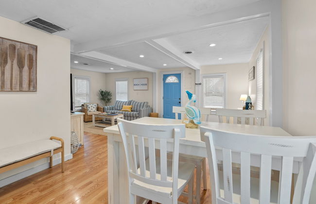 King St. Cottage - Photo 6