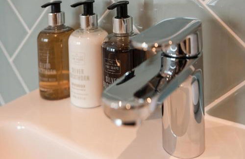 Swallow's Nest, farm get away with hot tub - Foto 12