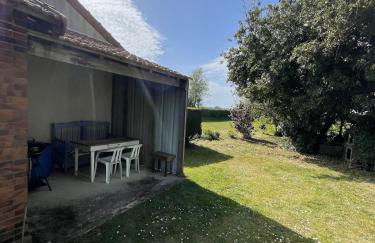 La petite gare de Saint Georges de la rivière - Foto 19