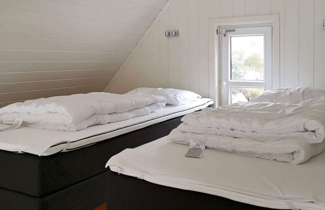 6 Person Holiday Home in Urangsvag - Foto 8