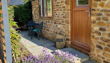 Honeysuckle Cottage - Hillside Holiday Cottages, Cotswolds - Foto 3