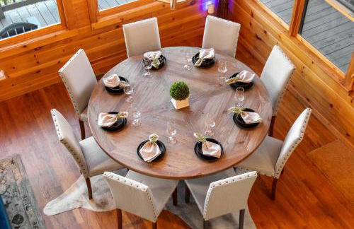 Beautiful 4BR Mountain View Cabin A Retreat for Everyone - Foto 6