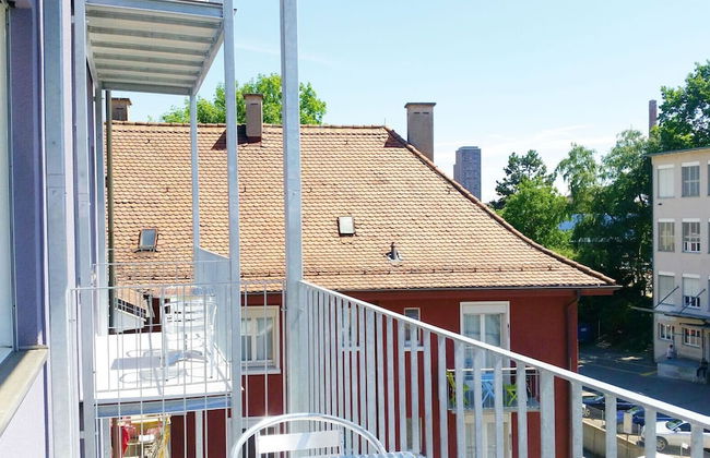 ZH Bordeaux - Letzigrund Hitrental Apartment - Foto 9