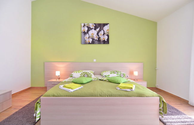 House 1384 - Photo 15