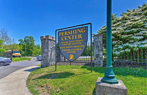 Beacon Apt with Patio and Grill Walk to Main St! - Foto 31