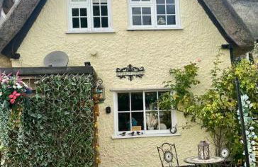 Cosy 18th Century Thatched Country Cottage - 3 bed - Foto 2