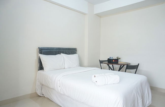 Fully Furnished Studio at Green Park View Apartment - Photo 1