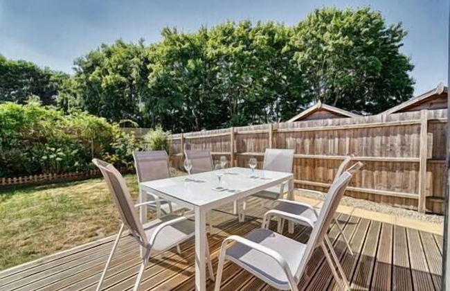 Host Stay Walkers Lane House - Photo 4