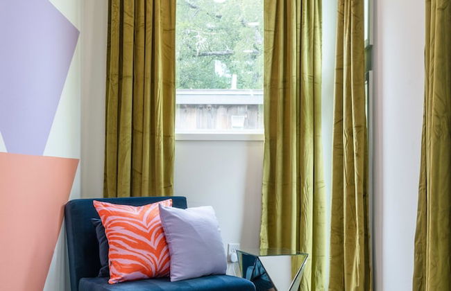 Eastside Home w Awesome Yard - Golf Pool Firepit - Foto 25