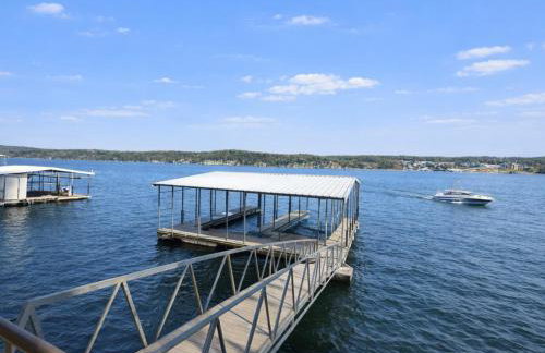 Crystal Palm Lakefront Luxury Home 6 Bed and 5 Bath - Foto 43