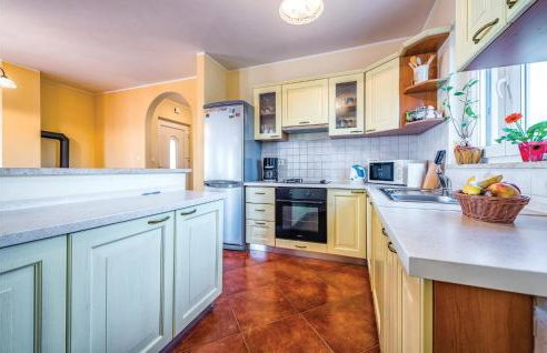 Four-Bedroom Holiday Home In Bregi - Foto 21