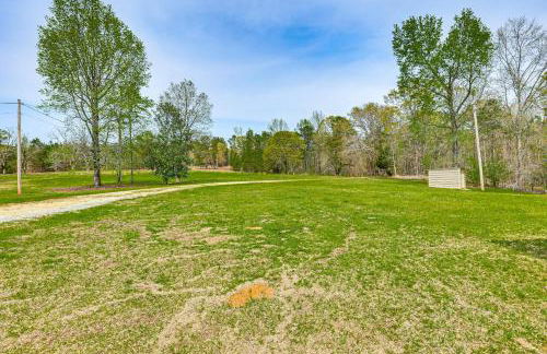 Fall and Football Vibes Titus Retreat with Game Room - Foto 31