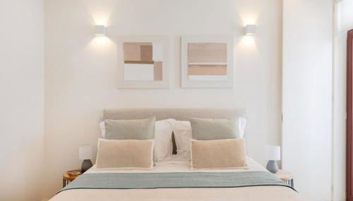 Studio Central 111 Collection - Photo 3