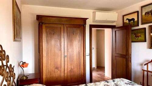 Donna Vittori - Borgo Agricolo - Foto 4, wardrobe