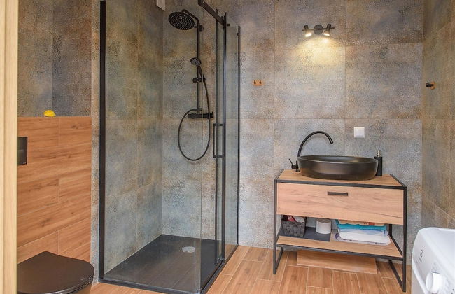 Puck Azure Sea Resort by Renters - Photo 8