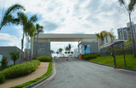 Apartamento novo com piscina 2 quartos self check-in perto do shopping - Foto 27