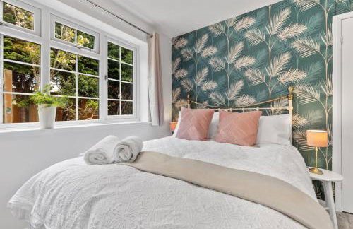 Modern 3 Bedroom Bungalow with Style & Comfort in Leicestershire - Photo 43