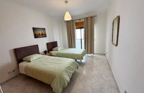 Adrimar - Beachfront Sea View 2BR Apartment in a prime location - Foto 8