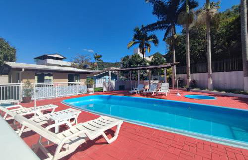 DK3 - CaSA COM 3 SUITES COM PISCINA BRUNO KLEMTZ - Photo 30