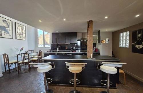 Ancien Palais de Justice et jardin - Foto 31