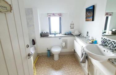 Lindas Retreats Self catering accommodation 1 bedroom cottage or 3 bedroom House - Foto 12