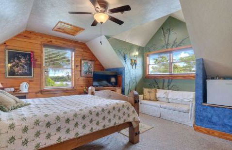 Serene Lakefront Room with Private Bath & Scenic Views in Lake Helen, Florida - Foto 1