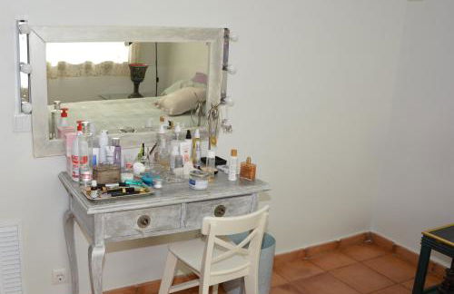 Villa Sitges Julia Vista Espectacular 2 k m s de la Playa Comoda & Area Tranquila Amplitud interior y plana - Foto 34