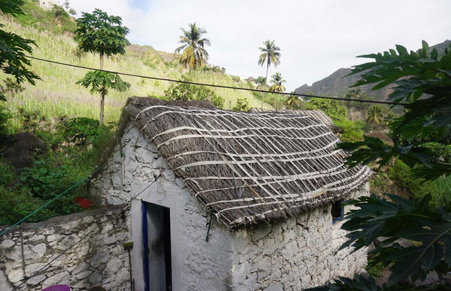 Paul Valley Hiking Tour - Photo 3