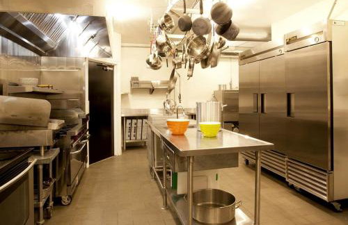 Spacious Vacation Rental for Groups or Events with Sauna and Hot Tub in Athol, Idaho - Photo 9