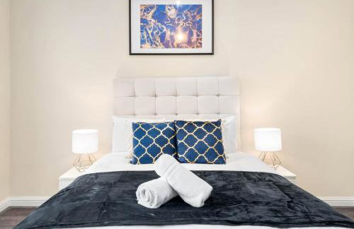 Four Bed House - Sleeps 7 - Garden - Parking - Smart TV 6COK - Photo 11