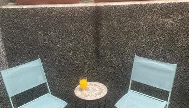 House - Sleeps 4 with Cozy Fireplace - Foto 5