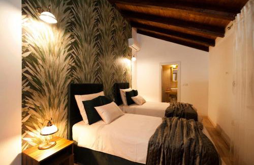 Luxury Villa Nature with heated private pool, sauna & fire pit, a short walk to the beach - Photo 40