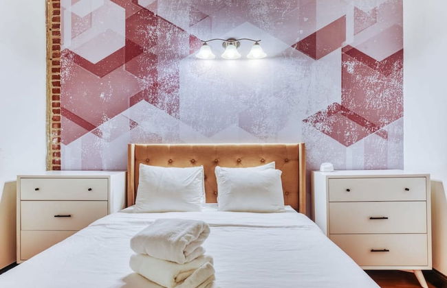 Sosuite 2BR Apt w W/d, Gym, On-site Restaurant - Photo 32