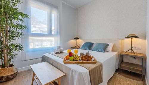 LA MALAGUETA BEACH Pool & Parking - Foto 2, towels