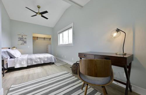 Modern Upstairs Loft - Newly Renovated! - Foto 17