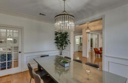 Amazing Luxury 5 Bedrooms Home with Private Pool - Foto 14