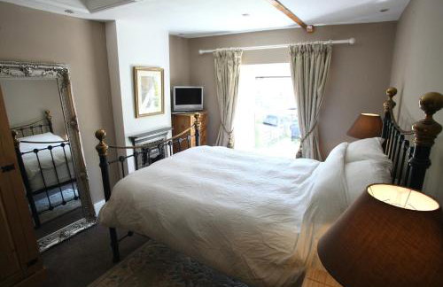 Holmlea Cottage - Photo 7