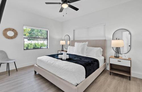 Renovated Villa with Heated Pool & Arcade, 5 Min to Pompano Beach - Foto 12