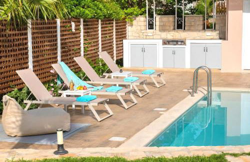 Allas Villa Heated Pool - Photo 13