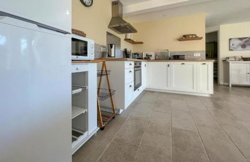 2 Bedroom Lovely Home In Saint André De Roquepe - Foto 7