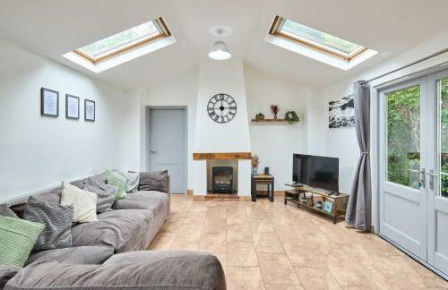 Host & Stay - Kestrel Cottage - Photo 7