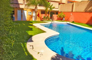 Apartamento nuevo con parking y piscina gratis - Photo 3